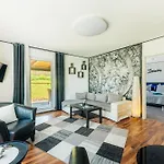 Peggy Mit Klimaanlage In Den Bergen *