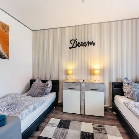 Peggy Mit Klimaanlage In Den Bergen *